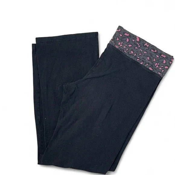 Black and pink leopard print yoga pants with fold over waistband - Picture 1 of 6